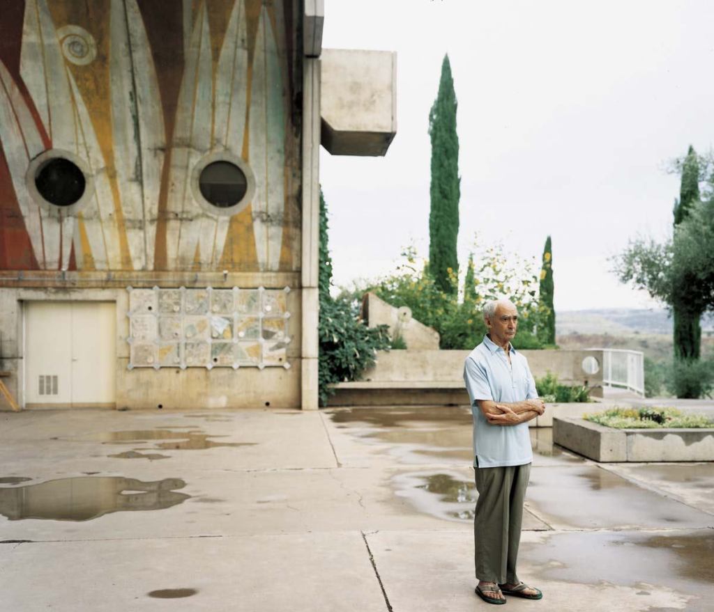 Paolo Soleri at Arcosanti, Cordes Junction, Ariz., August 2000