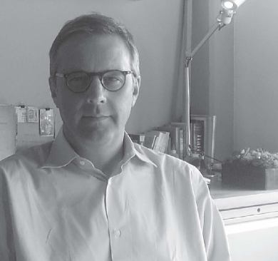 Renzo Zecchetto
 Principal 
 Renzo Zecchetto Architects