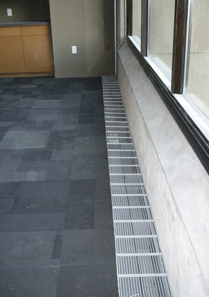 Perimeter trough

Tate Access Floors

www.tateaccessfloors.com

Offers heating and colling capabilities



In cooling mode, dampers open to allow forced air to flow from linear bar grill



In heating mode, dampers close and fin tube heats cool air from perimeter glass and moves warm air out