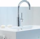 Tara Logic



Dornbrachtwww.dornbracht.com

Designed by Sieger Design



Two finishes available: polished chrome and platinum matt



Series includes bath and basin mixers, a lotion dispenser, thermostats, hand shower sets, body sprays, showerheads, bath grips, towel bars, and other accessories
