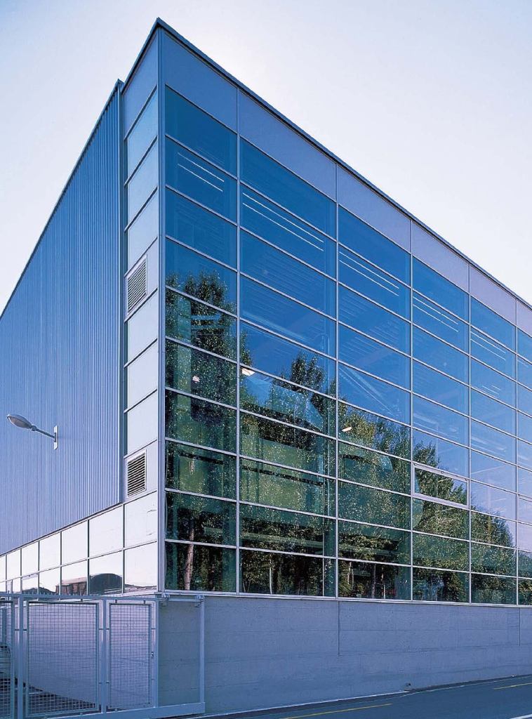 SteelBuilt Curtainwall Infinity series

TGPtgpamerica.com

Outside glazed, captured curtain wall can attach to a variety of structural members with availability of I-, T-, U-, or L-shaped back-mullion profiles - Sight line of 1¾ inches or 2 3/8 inches - Infills up to 3 inches - Concealed fastener joinery - Silicone-compatible glazing materials - 0.35–0.36 overall U-factor with 0.30 U-factor glass