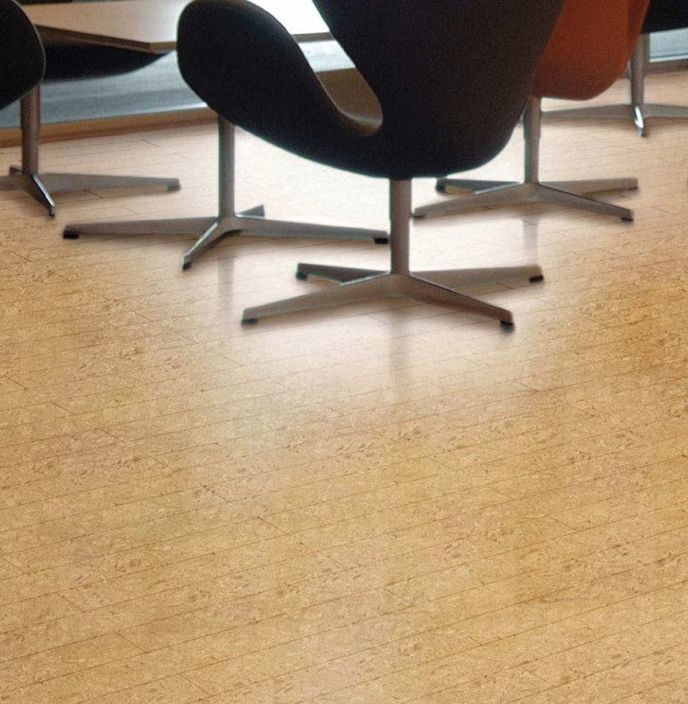 Series 100 Cork Plankfloating flooring

Wicanders

us.wicanders.com

Narrower width of 43 inches, instead of standard 113 inches



Microbeveled edge on all four sides



Uses angle-drop, click-locking system for faster and easier installation



Available in 12 colors



Made with Acrodur, a water-based binder