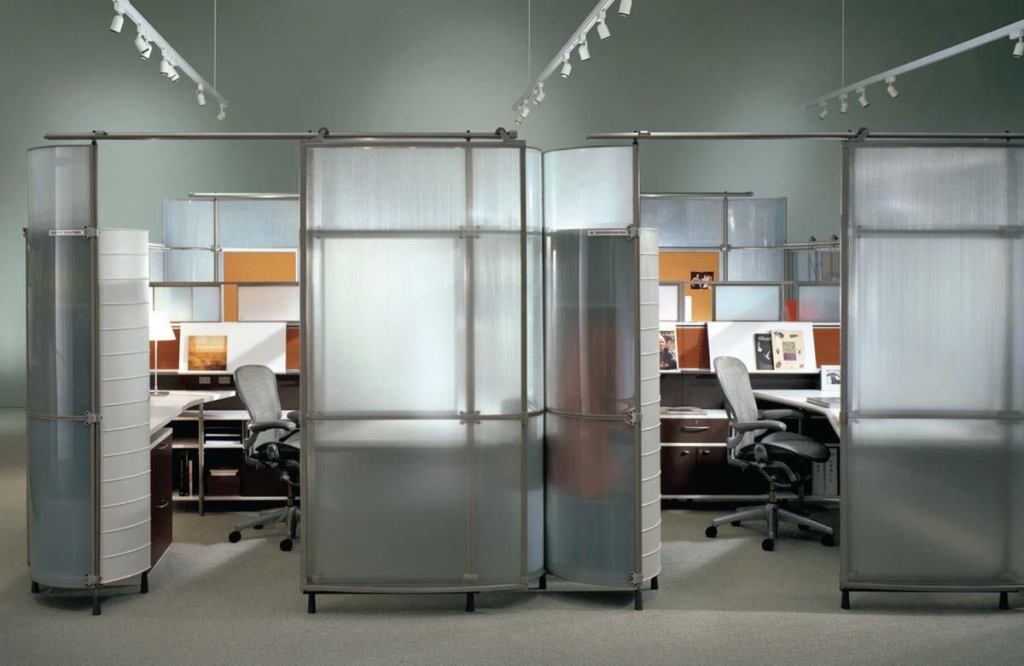 My Studio EnvironmentsHerman Miller Inc.www.hermanmiller.com

A private-office feel in a 6- foot-by-8-foot workstation - Aisle walls are highest and feature a door for privacy - Shorter interior walls for interaction between collaborators - Workstation allows workers to face outward - Distinct create, display, organize, and filter zones