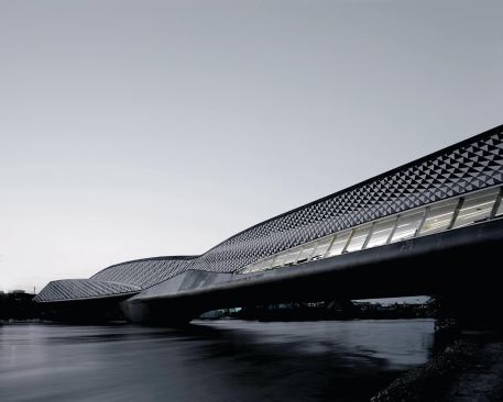 Zaragoza Bridge Pavilion, Zaha Hadid Architects