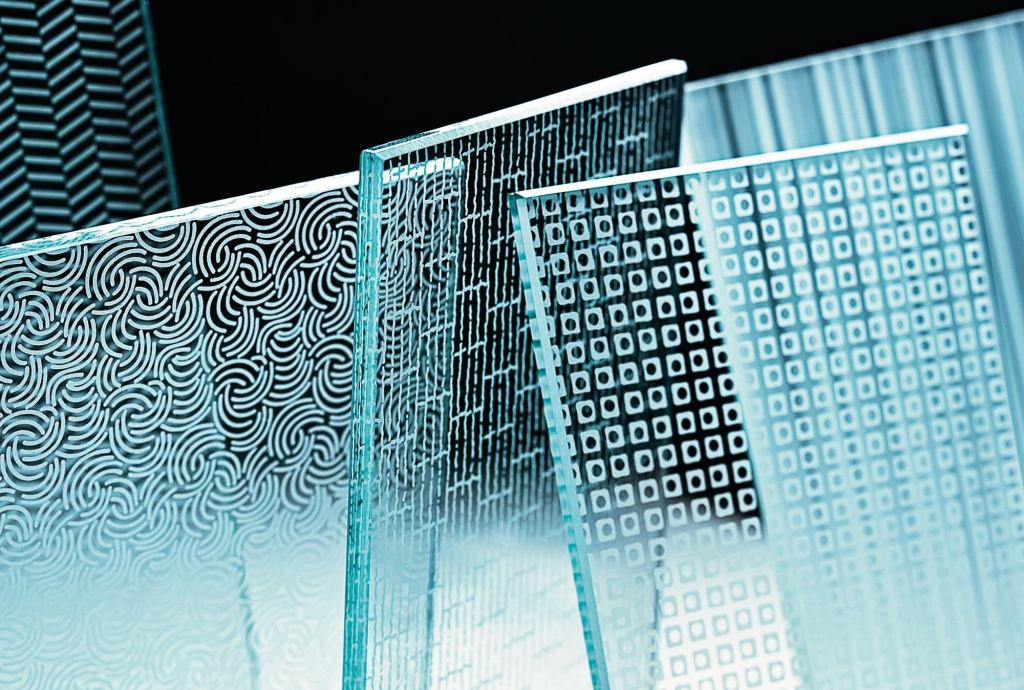 raw_805, 2/6/40, 6:28 AM,  8C, 3996x5328 (0), 50%, Custom,  1/12 s, R45.4, G51.5, B82.0