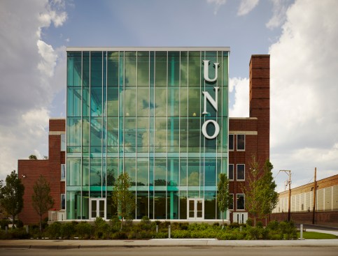 UNO Veterans Memorial School