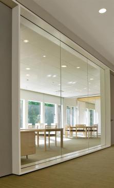 Goettsch Partners designed these offices for the Prairie Management Group.