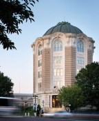 University City's city council wants the renovated city hall building to be a green showpiece, setting an example and serving as an educational tool for local residents.