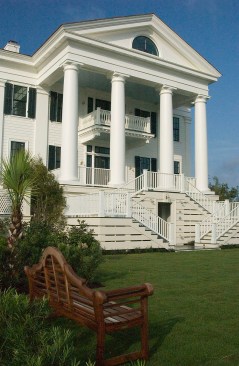 Waterfront elevation of Chadsworth Cottage