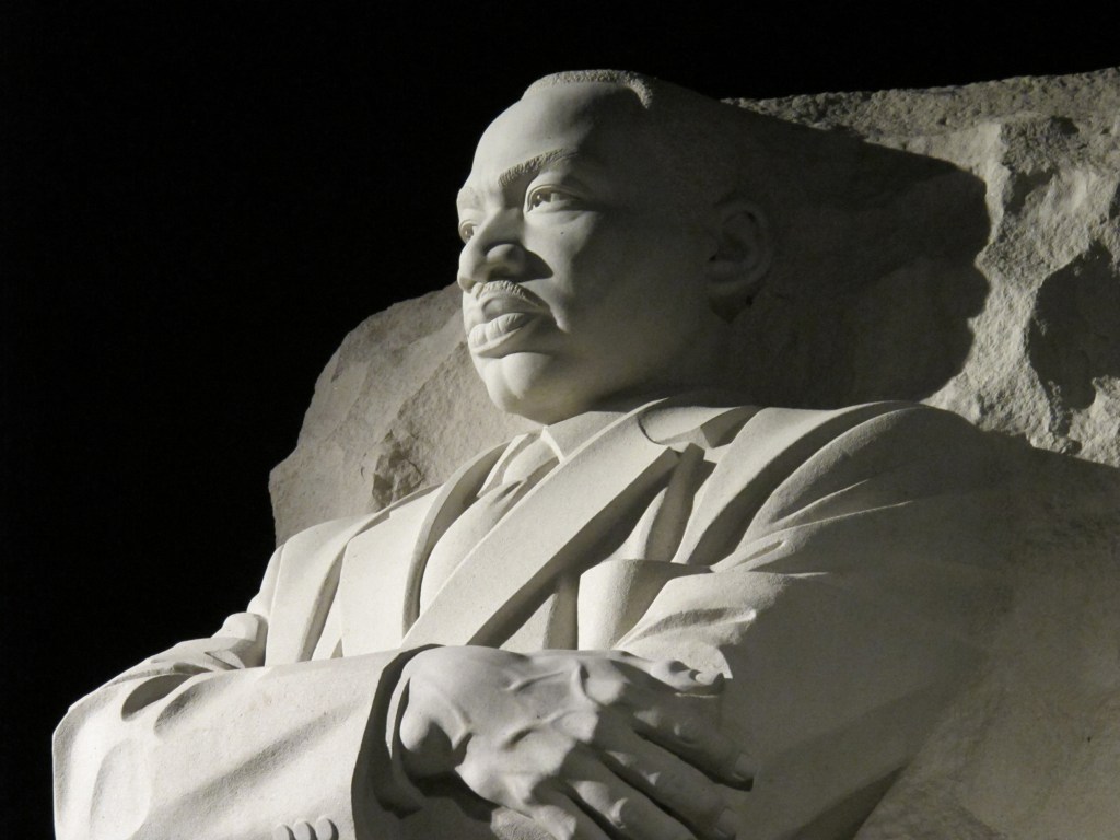To light the statue of Dr. King that emerges from the "Mountain of Despair" the lighting designers chose 150W T6 ceramic metal halide precision spotlights.