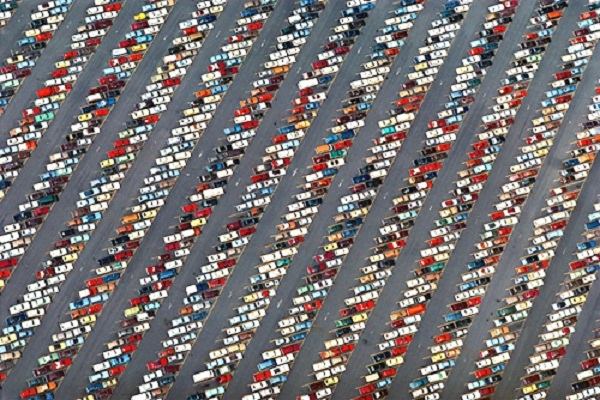 Alex MacLean, "Hounds Tooth Pattern in Parking Lot at Disney World," 2009.