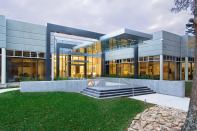 Lord, Aeck & Sargent designed a new public entry for the Novelis Global Research & Technology Center.