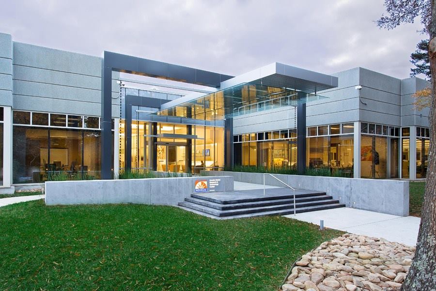 Lord, Aeck & Sargent designed a new public entry for the Novelis Global Research & Technology Center.