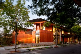 The use of wood was part of the strategy for achieving LEED Platinum certification.