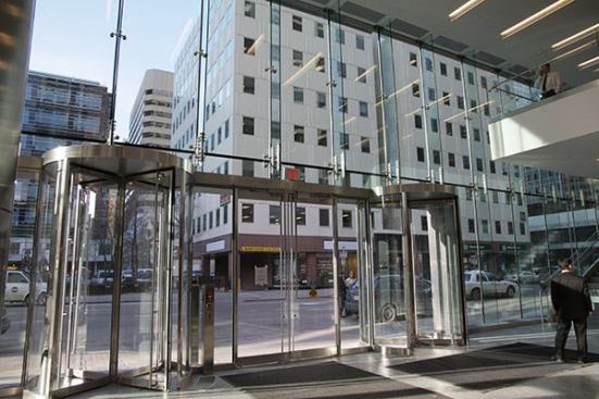 Architectural glass is traditionally supported by securing its edges, but architects often seek a cleaner aesthetic. The framing system for Viracon’s ClearPoint requires less contact with glass than the typical structural support. Instead, the mounting system incorporates an interior base spacer that rests between the exterior and interior lites of the point-supported insulating glass system, which is available with a low-E coating and silkscreen finish. viracon.com