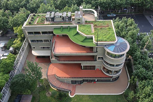 Designed by Laszlo Hudec, the green house in Shanghai opened to the public for the first time on Saturday in recognition of China's annual cultural heritage day. The 1938 house was the first in the city to have an elevator and air conditioning.