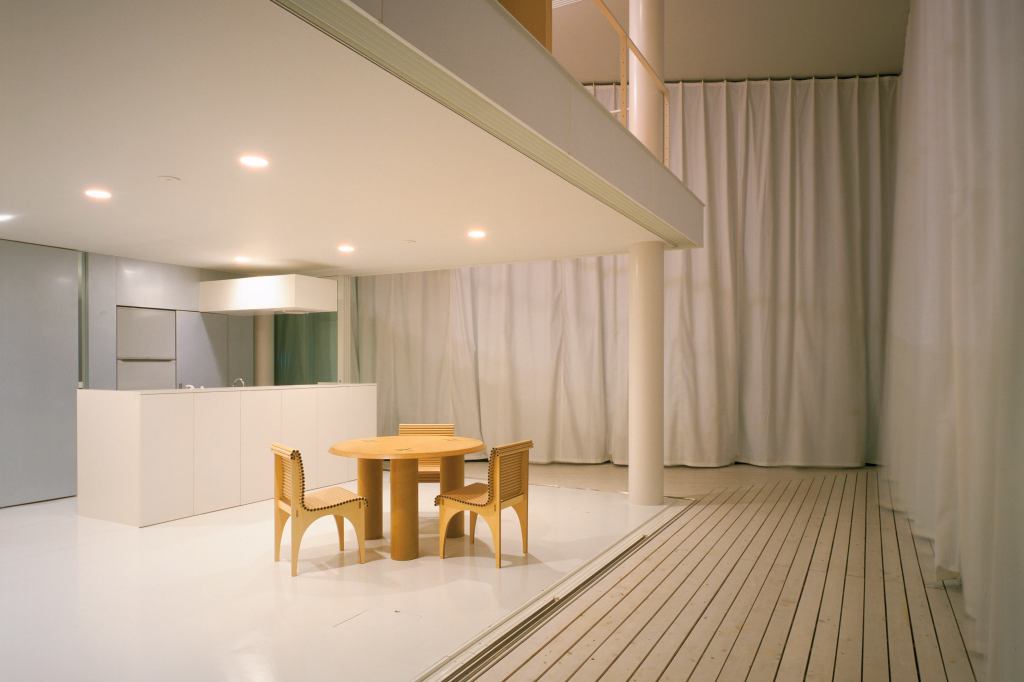 Curtain Wall House, Tokyo, 1995.