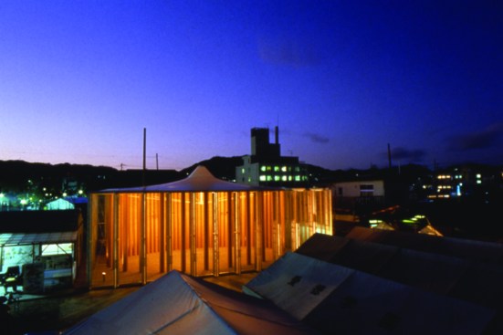 Paper+Church+Kobe%2c+by+Shigeru+Ban+Architects