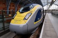 Eurostar launched its new e320 train at London's St Pancras International Station yesterday morning. Built by German firm Siemens and capable of carrying 900 passengers, the e320 train will go into service at the end of 2015. In a £550 million (roughly $861 million) deal, Eurostar originally ordered 10 of the e320s—named for their speed of travel at 320kph (200mph)—but at the launch, the company announced that another seven trains will be joining the fleet next year.