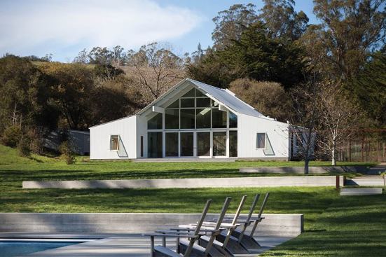 Hupomone Ranch, designed by Turnbull Griffin Haesloop Architects.