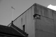 “Cherub and Skull”, Tron Theatre (1999) by Kenny Hunter in Glasgow, Scotland