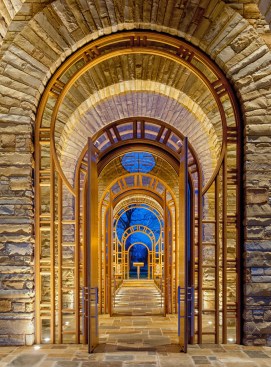 Chapel+entry