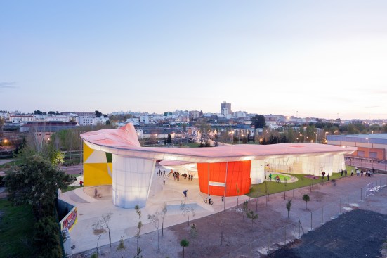 Factory+M%c3%a9rida%2c+Badajoz%2c+Spain%2c+2006.