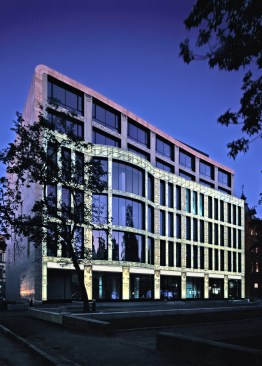 Business+House+Langenzipen