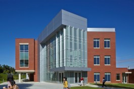 The+exterior+of+the+Allied+Health+%26+Sciences+Building+at+Georgia+Gwinnett+College