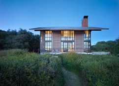 Beach+facade+with+exterior+shutters+open.