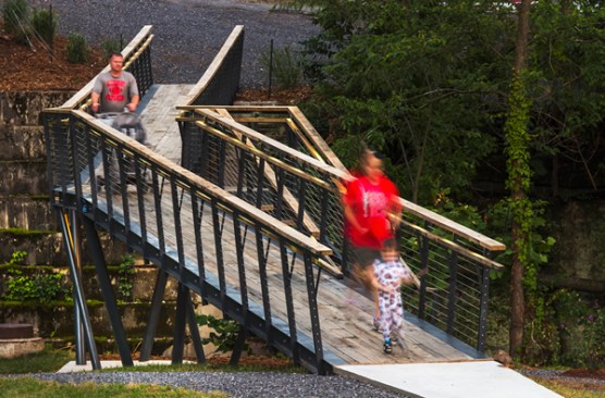 Smith+Creek+Pedestrian+Bridge