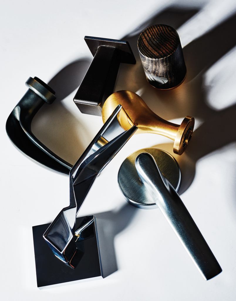Clockwise from top left: Horn-shaped lever, Izé with Instituto Lina Bo  P.M. Bardi; Wedge knob, Izé with David Adjaye Associates; NDK01 knob Izé with NORD Architects; 6ak01 knob, Izé with 6A Architects; H359 lever, Valli&Valli with Skidmore, Owings & Merrill; H356 lever, Valli&Valli with Zaha Hadid Design.