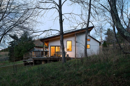 GriD Highland House_southwest elevation dusk