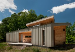 GriD Ridge House_view from southeast