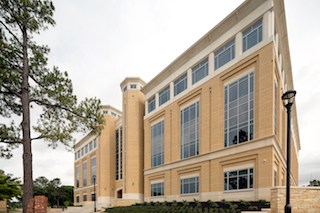 AMR Architects designed the building’s exterior to complement the campus’ historic architecture and its modern interior to offer quiet, comfortable learning spaces.