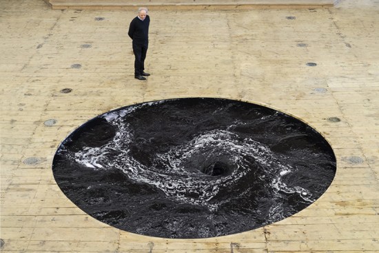 Descension by Anish Kapoor.