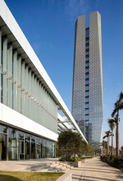 Architect - Skidmore Owings + Merrill