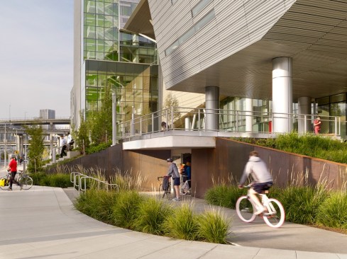 2015 COTE Top 10: Collaborative Life Sciences Building