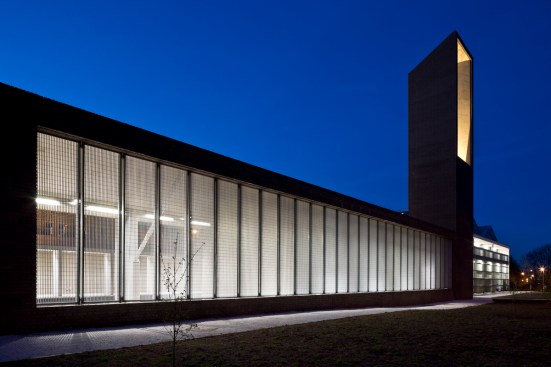 Edinburgh Sculpture Workshop & Creative Labs. Sutherland Hussey Harris Architects.