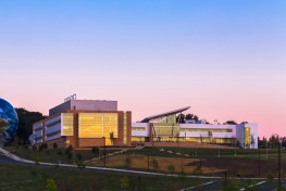 Montgomery College, Bioscience Education Center, Location: Germantown MD, Architect: Mitchell Giurgola