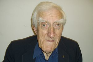 Ernest Wotton, 1921-2016