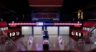 Experiential design firm Advent created a vibrant facility that brings the 126-year history of Stanford scholar-athletes to life. The Home of Champions highlights alumni voices, the women of Stanford and Stanford’s notable history of sports innovations. The prestigious Learfield Directors’ Cup is also on display. Stanford has won the award 23 of the 24 years since it has been established.