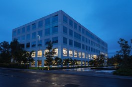 AXA QBO - Serrano Monjaraz Arquitectos