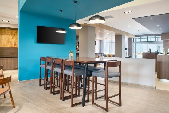 Marriott Fairfield Inn and Suites Aguascalientes - ARCO Arquitectura Contemporanea