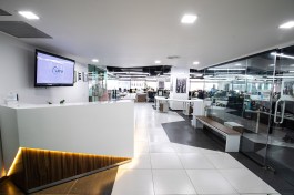 Oficinas Corporativas SF SYSTEMS - SPAZI Funcion Arquitectonica