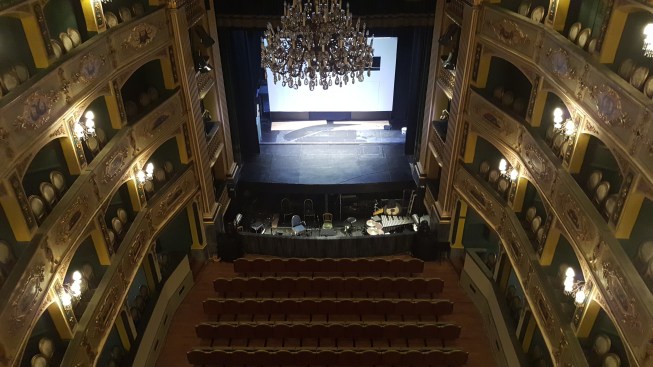 A view of the audience uninterrupted by a centre aisle increases the energy fed to the artists which has a positive impact on the performance and further enhances the audiences’ enjoyment.