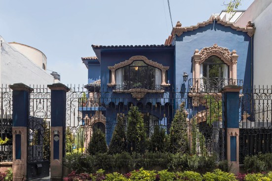 HotelPug Seal - German Velasco Arquitectos