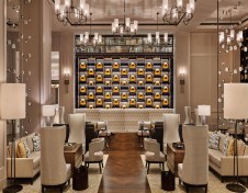 CAFETERIA & BAR