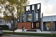 Located on an infill lot in Sacramento’s Newton Booth neighborhood, Block 27’s four small units provide a mid-market housing alternative.