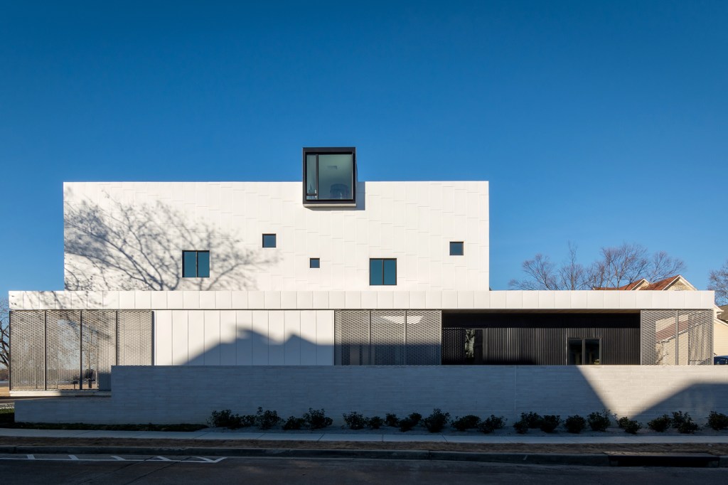 Civitas makes a strong statement not only in its visual presentation, but also in its accomplishment as the first single-family home in the Americas to be registered as a Zero Energy/Zero Carbon home.